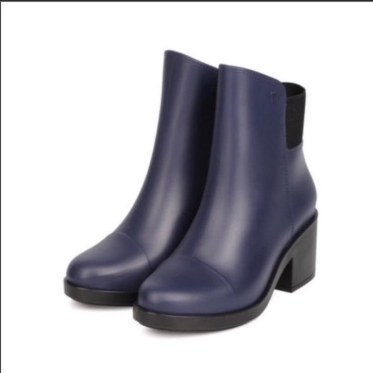 Melissa Mid Ankle Boot